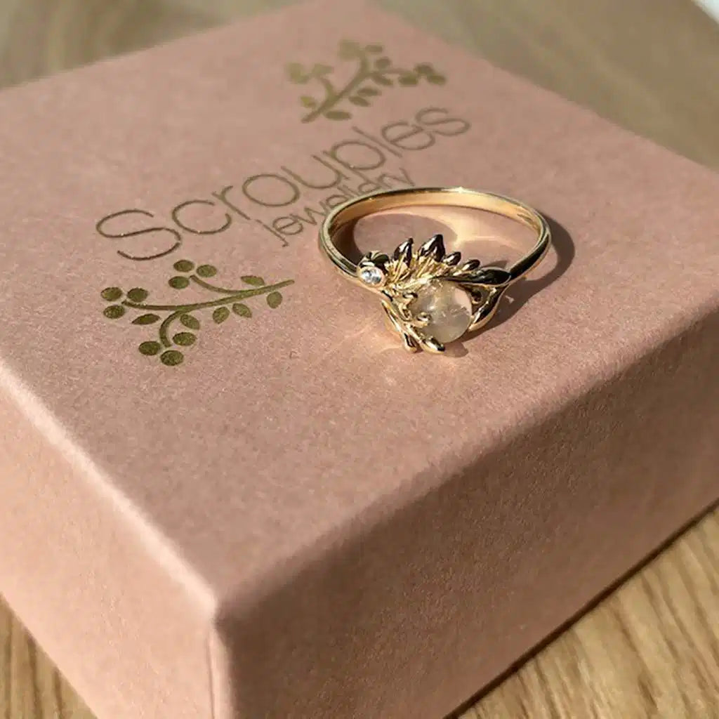 Scrouples - 14kt Gullhringur með rósa quartz