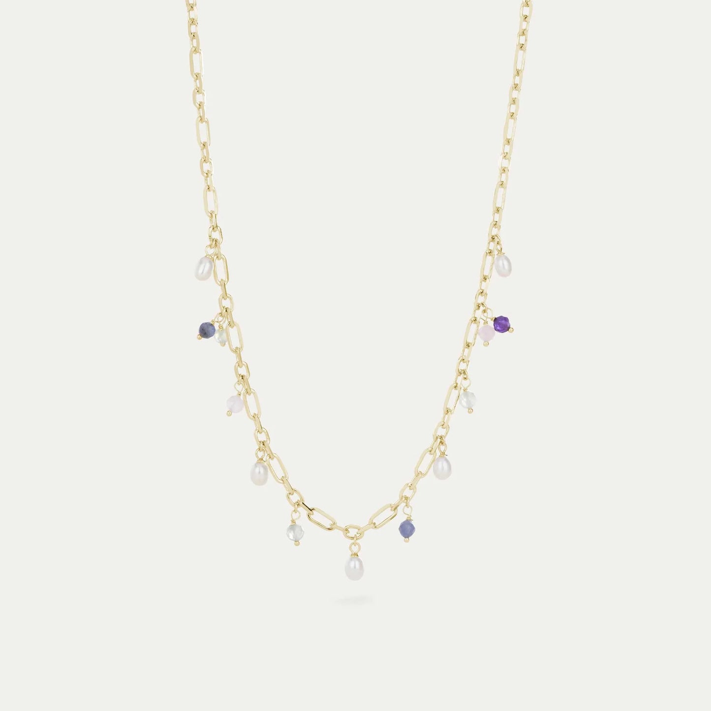 By L - Haf hálsfesti gyllt með perlum og nátturusteinum