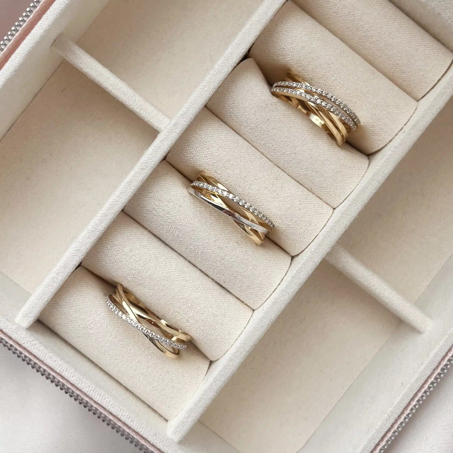 Scrouples - 8kt Gull- og Hvítagulls Hringur með zirkon steinun