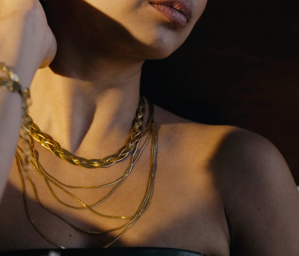 By L - Fossflétta Mirror Hálsmen Gyllt