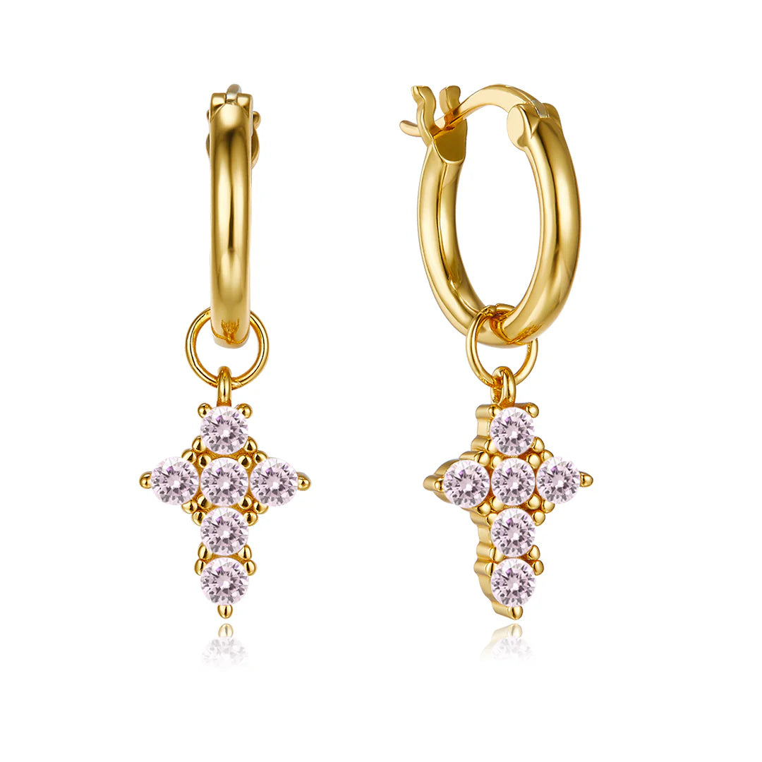 Vera Design - Tiny Cross Divine Hring Eyrnalokkar Gylltir með Bleikum Steinum