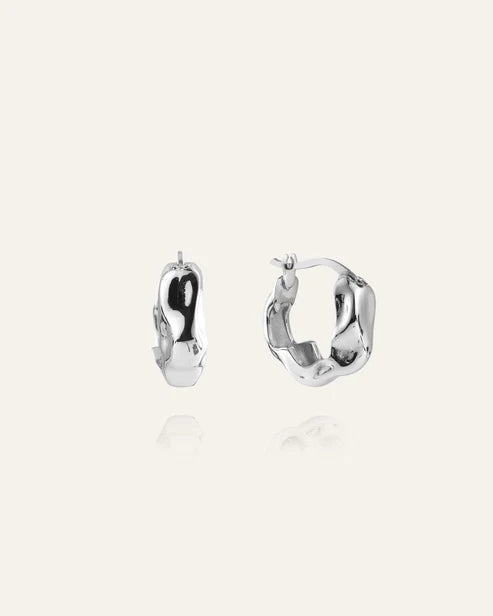 MOCKBERG - Wavy Bolded Hoop Lokkar - Stál