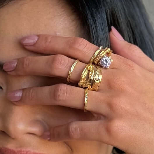 By L - Fossfléttu Hringur Gylltur